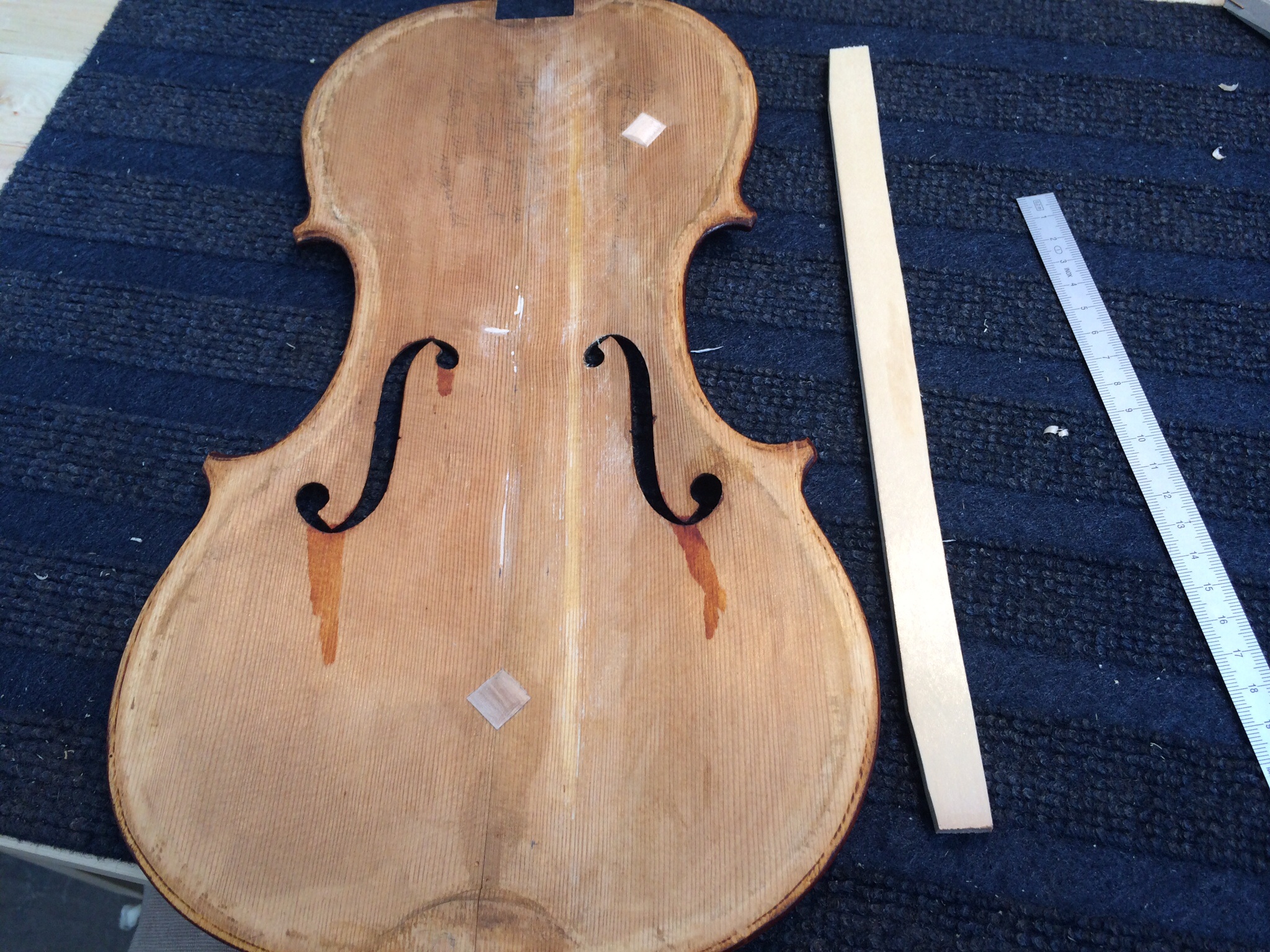 Four Strings Richmond, VA professional violin shop